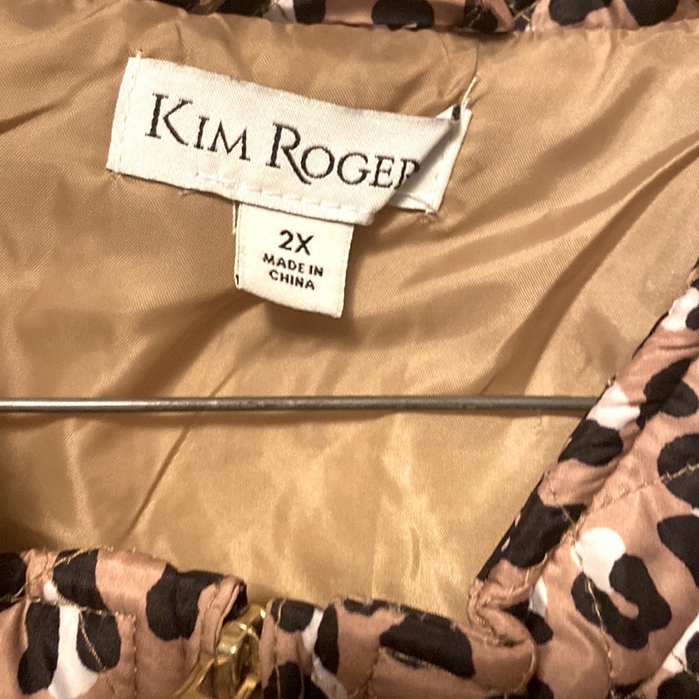 Quilted Plus Size Leopard Print Vest Size 2xl - image 2